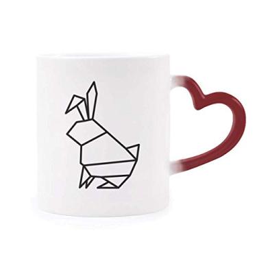 Imagem de Caneca abstrata origami coelhos formato geométrico sensível ao calor Caneca vermelha muda de cor