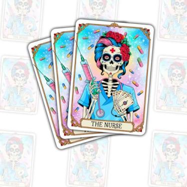 Imagem de 3 peças Esqueleto A Enfermeira Cartão Tarô Adesivos de Estudante – Decalques de Citação Engraçada para Fãs de Tarô, Enfermeiros e Estudantes – Presentes para Pessoas que amam Enfermagem e Sobrenatural