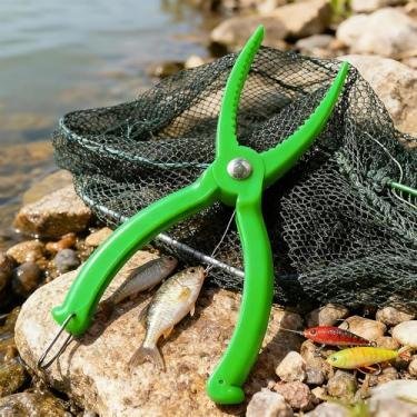Imagem de Alicate de pesca verde pequeno com clipe de peixe para uso em pesca