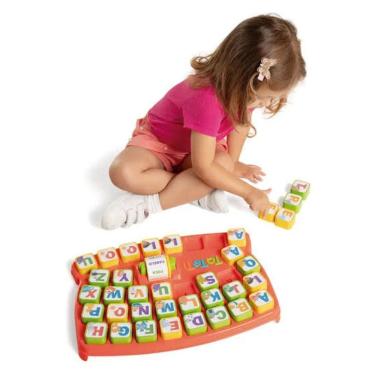 Imagem de Brinquedo Educativo Para Montar Palavras Tateti Base + 35 Peças