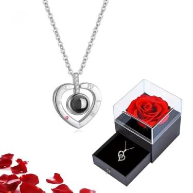 Imagem de Eu Te Amo em 100 Línguas” com Pedra Central – Presente Romântico com Caixa Rosa Preservada – Joia Feminina para Namorada, Esposa e Datas Especiais