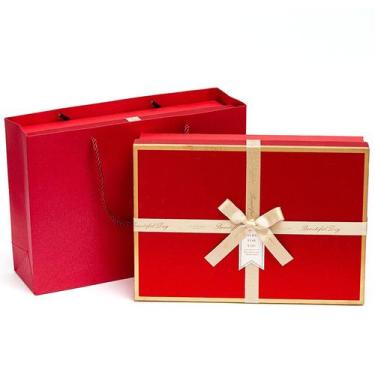Imagem de Caixa de papelão vermelha elegante com fita 15x11x7cm - yiweisai