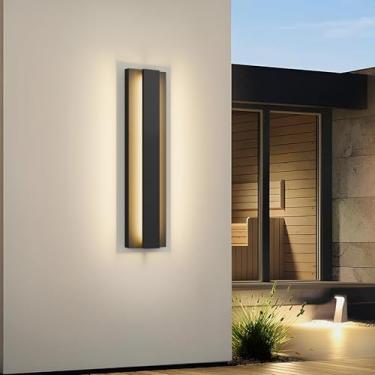 Imagem de LamQee Luzes de parede externas modernas de 18,5 polegadas, luminárias externas, arandela de parede externa contemporânea de LED 3000K 12W, preto fosco para parede externa para casa, garagem, varanda