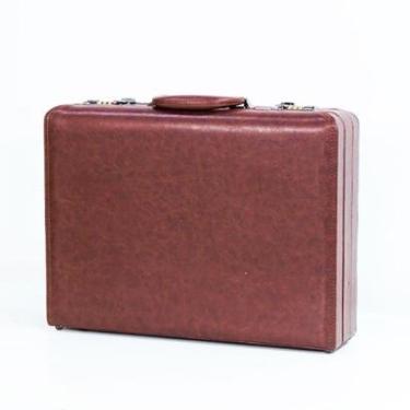 Imagem de PASTA RÍGIDA COM 2 SEGREDOS PARA NOTEBOOKS ATÉ 19 POLEGADAS-Masculino
