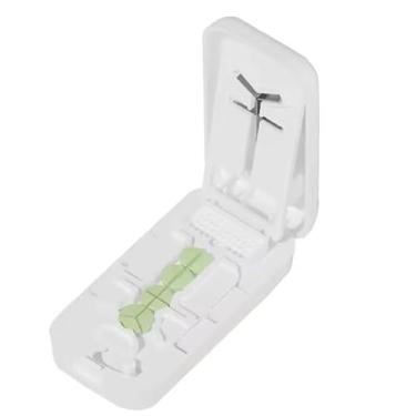 Imagem de Cortador de comprimidos profissional com dispositivo de centralização – lâmina de aço inoxidável fechada, divisor de tablet portátil de grau alimentício ABS + PP, meio corte preciso para vitaminas