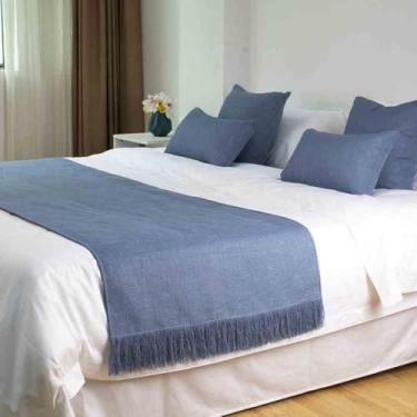 Imagem de Cachecol para cama de hotel, toalha de cama de cor sólida, colcha de malha para sofá, cobertor macio e confortável com borla, para cama queen, casal, solteiro, king size - Azul||48 x 240 cm para cama