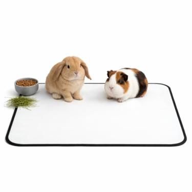 Imagem de Tapete Impermeável Lavável para Coelho e Porquinho da Índia, 70x50cm, Branco com Borda Preta, para Cercado e Gaiola