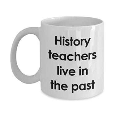 Imagem de Caneca de trocadilho de história – Professores de história vivem no passado – Caneca de café de cacau quente divertido – Ideia de de Natal