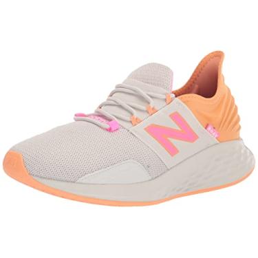 Imagem de New Balance Tênis de corrida feminino Fresh Foam Roav V1, Nuvem Nimbus/Brilho pêssego/Rosa vibrante