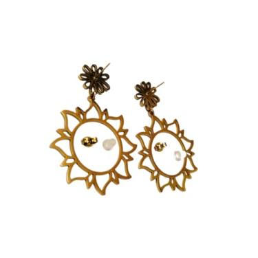 Imagem de Par de Brincos em Aço Inox Flor e Sol Radiante