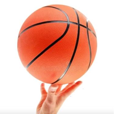 Imagem de Bola de Basquete Profissional Tamanho 7 – Grip Avançado para Controle Total e Arremessos Precisos – Ideal para Treino, Lazer e Jogos em Quadra