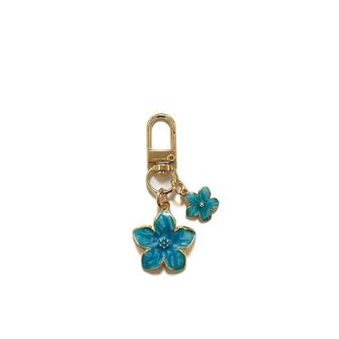Imagem de Chaveiro de pétala de flor - pingentes de flor de cerejeira e pétala de pera para chaves, fones de ouvido e bolsas, lindos acessórios de presente mini, Azul, tamanho �nico