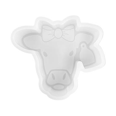 Imagem de Molde de silicone de vaca com etiqueta de orelha | Tamanho 8 cm de largura x 7 cm de comprimento x 2 cm de profundidade Tamanho do clipe de ventilação | Design de vaca com etiqueta de orelha para frescor, sabão, resina, velas