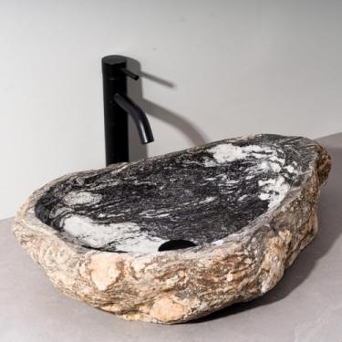 Imagem de MIDUSO Pia de embarcação de pedra irregular 100% feita à mão; pia de pedra real; pia de embarcação exclusiva; acima do balcão; pia de rocha de rio; banheiros rústicos de pias; Irre RiverStone 237