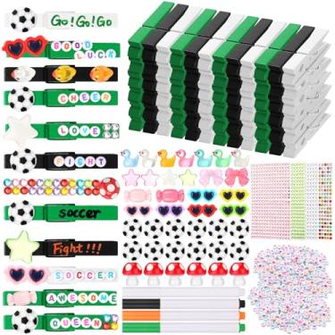 Imagem de Pinkunn 60 conjuntos de pinos coloridos de torcida de madeira de futebol clipes de roupas com 88 mini resina 206 contas do alfabeto adesivos de strass 4 canetas 9 ml cola para mochilas, decoração de