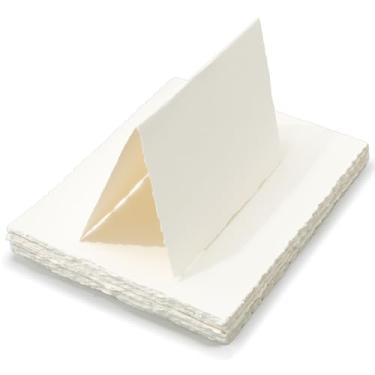 Imagem de FYSUIMU Pacote com 50 cartões de barraca Deckle Edge - Desdobrados 12 x 17 cm - Papel de algodão texturizado 160 GSM para cartões de lugar, configurações de mesa, notas em branco, etiquetas de