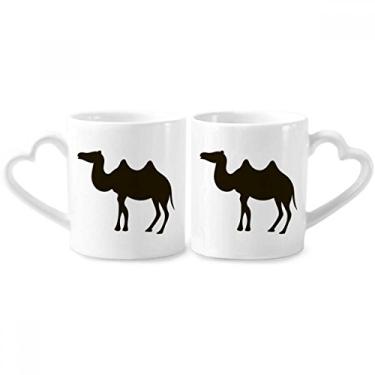 Imagem de Conjunto de canecas de porcelana de casal com desenho de animal fofo de camelo preto com alça de coração