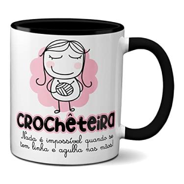 Imagem de Caneca Crochêteira Nada É Impossivel Com Linha E Agulha (Preta)