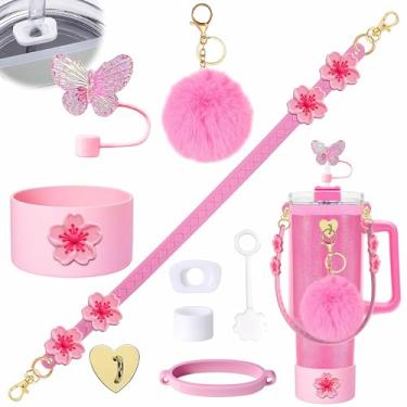 Imagem de Conjunto de 9 peças de acessórios para copos Stanley, incluindo alça ajustável para garrafa de água, bota de silicone, capa de cobertura de canudo de silicone, plugue antiderramamento, pingentes fofos