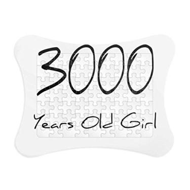 Imagem de Moldura de quebra-cabeça de 3000 anos de idade da menina Enfeite