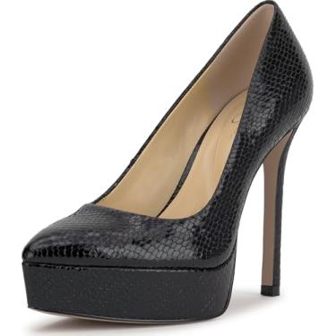 Imagem de Jessica Simpson Sapato feminino Sinelia, Estampa de cobra esmaltada preta, 39