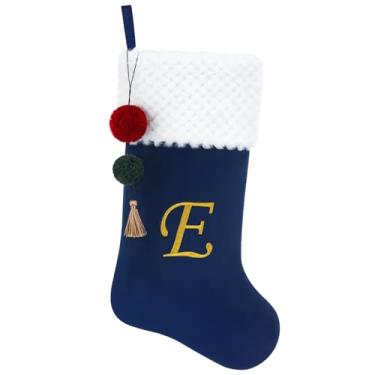 Imagem de Pxniy Meia de Natal de veludo personalizada de 49,5 cm com iniciais bordadas - meias de lareira, decoração de festa de Natal em família (azul E)
