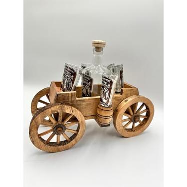 Imagem de Conjunto de decantador de tequila de madeira rústica com 6 copos de shot, suporte decorativo para carrinho