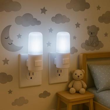 Imagem de Kit 02 Abajur LED Mini Noturno Bivolt para Quarto Infantil Luminária de Tomada em Acrílico - Luz Branca Suave e Confortável para Bebês e Crianças Leitura BSAN SHOP