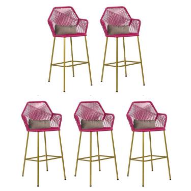 Imagem de Kit 05 Banqueta Alta Com Encosto Sttar Balcão Ferro Dourado Fibra Pink Almofada Corino Bege