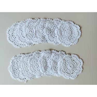 Imagem de Ouyatoyu Doilies Toalha de renda crochê tapetes redondos feitos à mão de algodão para copos, porta-copos copos, pequenos panos de 10 cm, 12 peças, branco