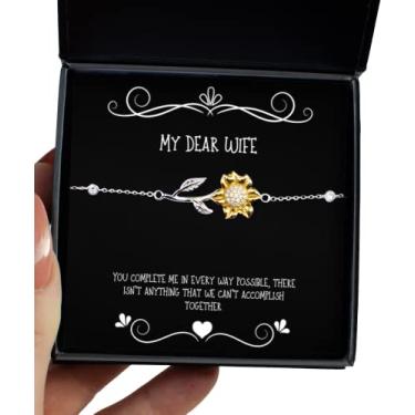 Imagem de SpreadPassion Pulseira de girassol Joke Wife, You Complete me in Every Way Possible, There Isn't Anything That, Presentes exclusivos para esposa, presentes de Dia dos Namorados