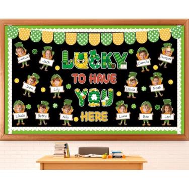 Imagem de Decoração de quadro de avisos do dia de São Patrício, trevo duende, faça você mesmo, com recortes de papel com etiqueta de nome, trevo da sorte, verde, conjunto de quadro de avisos para decoração de