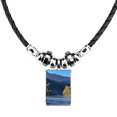 Imagem de DIYthinker Colar River Mountain Hill Forest Reflection Water Necklace Jewelry Torque Leather Rope Pendant