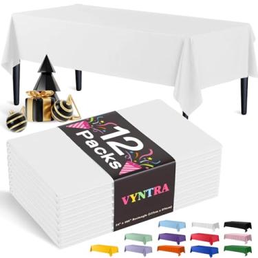 Imagem de Vyntra Toalhas de mesa brancas descartáveis de plástico retangular de 137 x 262 cm, pacote com 12 – capas de mesa de festa para aniversário, casamento, formatura e chá de bebê – impermeável, à prova