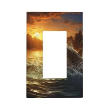 Imagem de Ao anoitecer Peixe Placa de Parede Decorativa Única Saída Única Capa de Interruptor de Luz Resistente a Temperatura e Impacto Capas de Receptáculo para Tomada Elétrica para Banheiro Cozinha Quarto