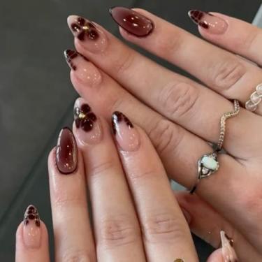 Imagem de Unhas postiças curtas médias amêndoas francesas com estampa de leopardo simples flor Desien cobertura completa cola acrílica falsa em unha para mulheres, 24 peças