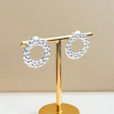 Imagem de Brinco Circular Trançado Prateado Olívia - Vorax Woman