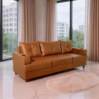 Imagem de Sofá 3 Lugares 2,35m Essenza Living Bom Pastor, Caramelo Veludo PU