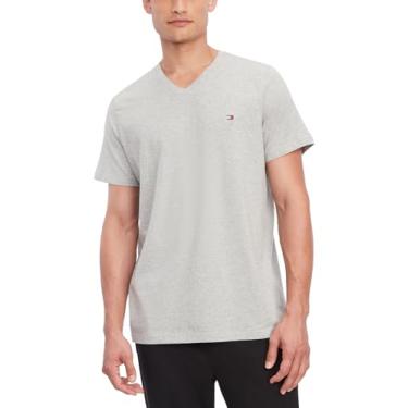 Imagem de Tommy Hilfiger Camiseta masculina com gola em V, Cinza, Medium
