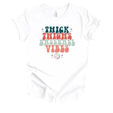 Imagem de Camiseta feminina fofa divertida de beisebol com coxas grossas e vibrações femininas, Branco, GG