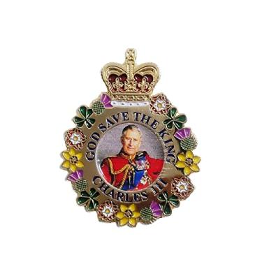 Imagem de Broche com emblema God Save the King Charles III Design dourado Memorabilia, Metal, Sem pedras preciosas