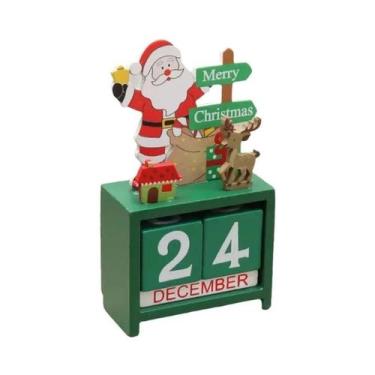 Imagem de Árvore De Natal Estéreo De Madeira Feita À Mão Branca Verde Dourada De