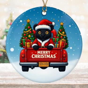 Imagem de DamienBrightGift Pantera Negra Enfeite de Natal Papai Noel - Caminhão vermelho de cerâmica com decoração de árvore - Presente de lembrança de Natal de gato grande fofo - Decoração de Natal para 2025