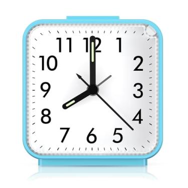 Imagem de AMIR Despertador analógico, relógio pequeno silencioso sem tique-taque, despertador de viagem com soneca e luz, sons de bipe ascendente, despertador alto operado por bateria para quarto, cabeceira,