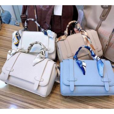 Imagem de Bolsa feminina com opção de alça transversal removível e lenço para ch