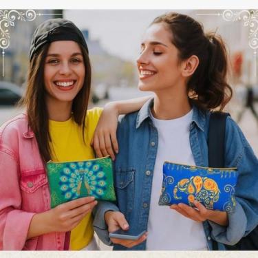 Imagem de Mini Bolsa Necessaire Indiana em Lona de Algodão com Zíper Cor:Amarela