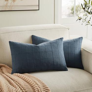 Imagem de ZeeMart Conjunto de 2 capas de almofada lombar xadrez de linho, 30,5 x 50,8 cm, azul marinho/creme, grade decorativa de fazenda de um lado bordado, capas de almofada de linho de algodão azul escuro