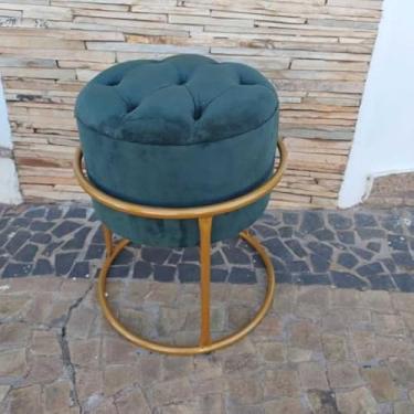 Imagem de Puff Banqueta Argola Industrial Estofado – Puff Redondo Moderno com Base em Metal(CAPITONE verde)
