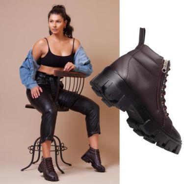 Imagem de Bota Feminina Marrom com Solado tratorado Plataforma. Coturno Feminino