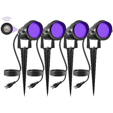 Imagem de DOREIO Holofote de luz negra de 120 V Dia das Bruxas 15W LED para ambientes externos, sensor de luz fotocélula do anoitecer ao amanhecer com plugue americano para festa de dança brilhante, pintura